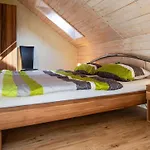 Near Rennsteig Daire *